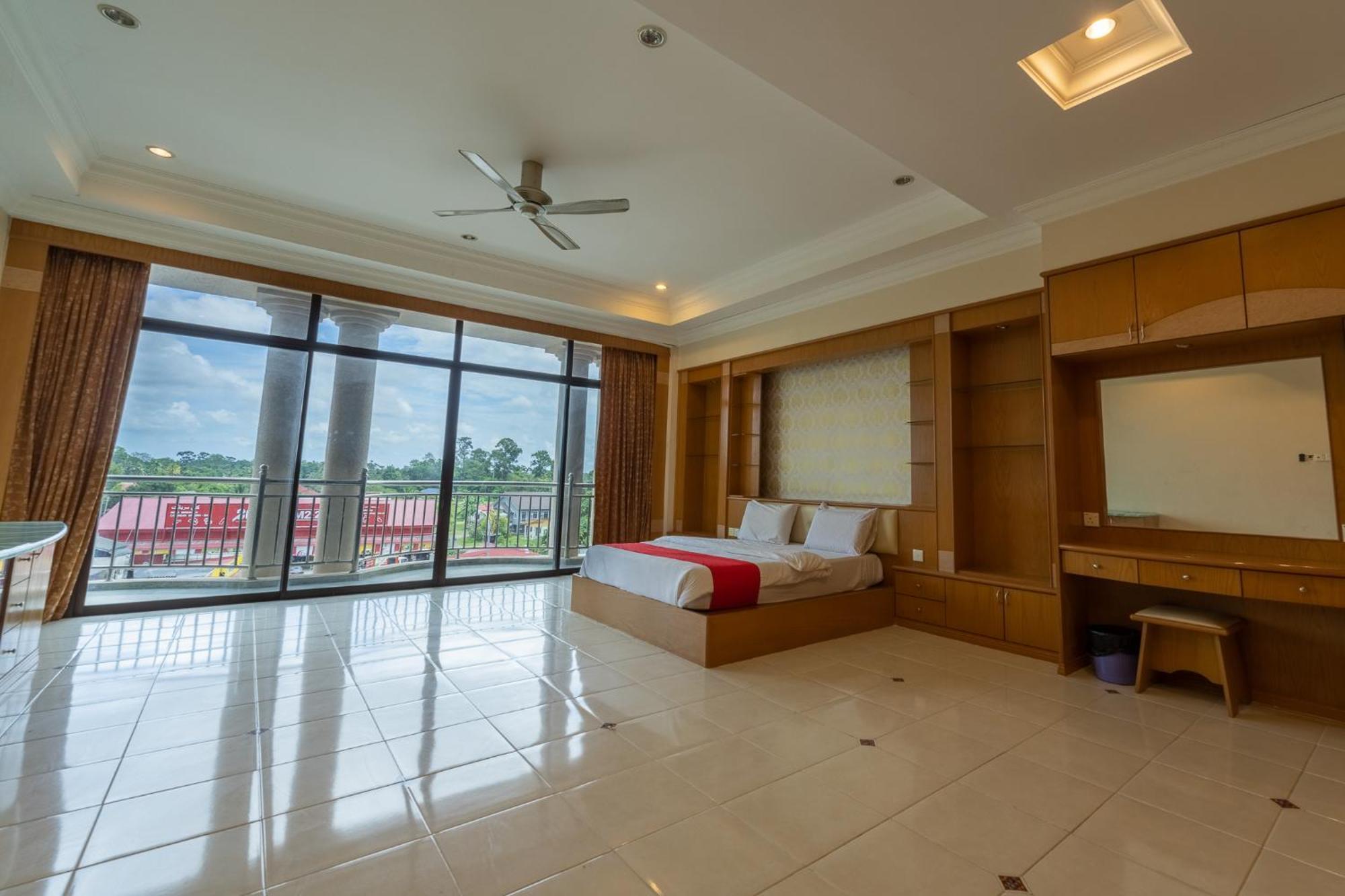 Mk Homestay Wakaf Che Yeh With Bathtub - Max 14 Pax Кота-Бару Экстерьер фото